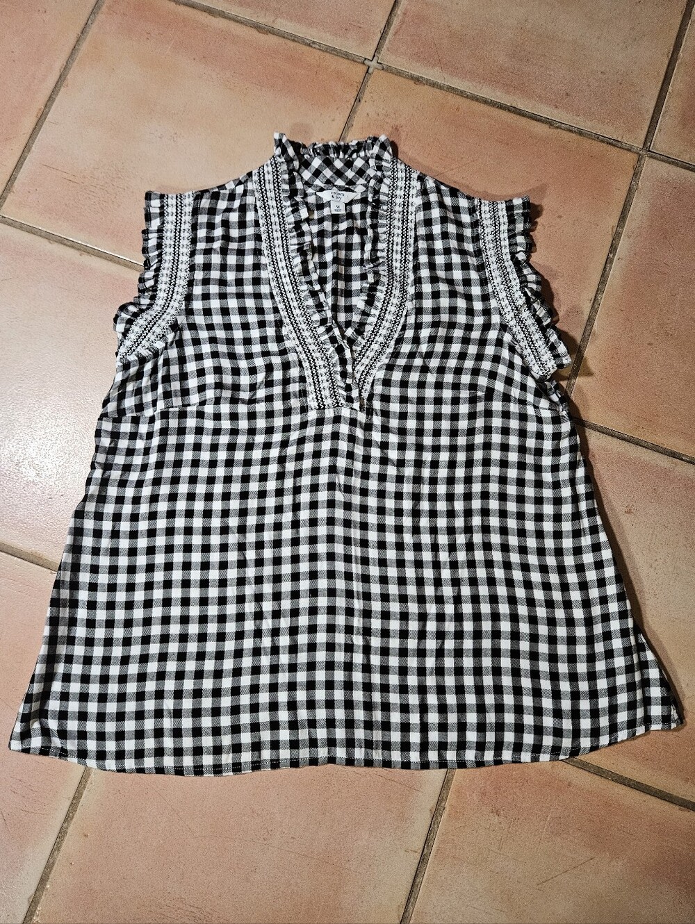 Crown & Ivy Black White Gingham Smocked Ruffle Sleeveless Top - Picture 7 of 12